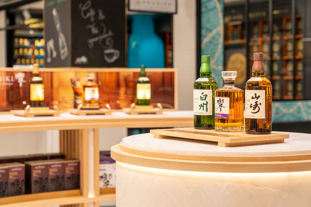 파리 샤를드골공항 하우스 오브 산토리 히비키·하쿠슈·야마자키 시음존